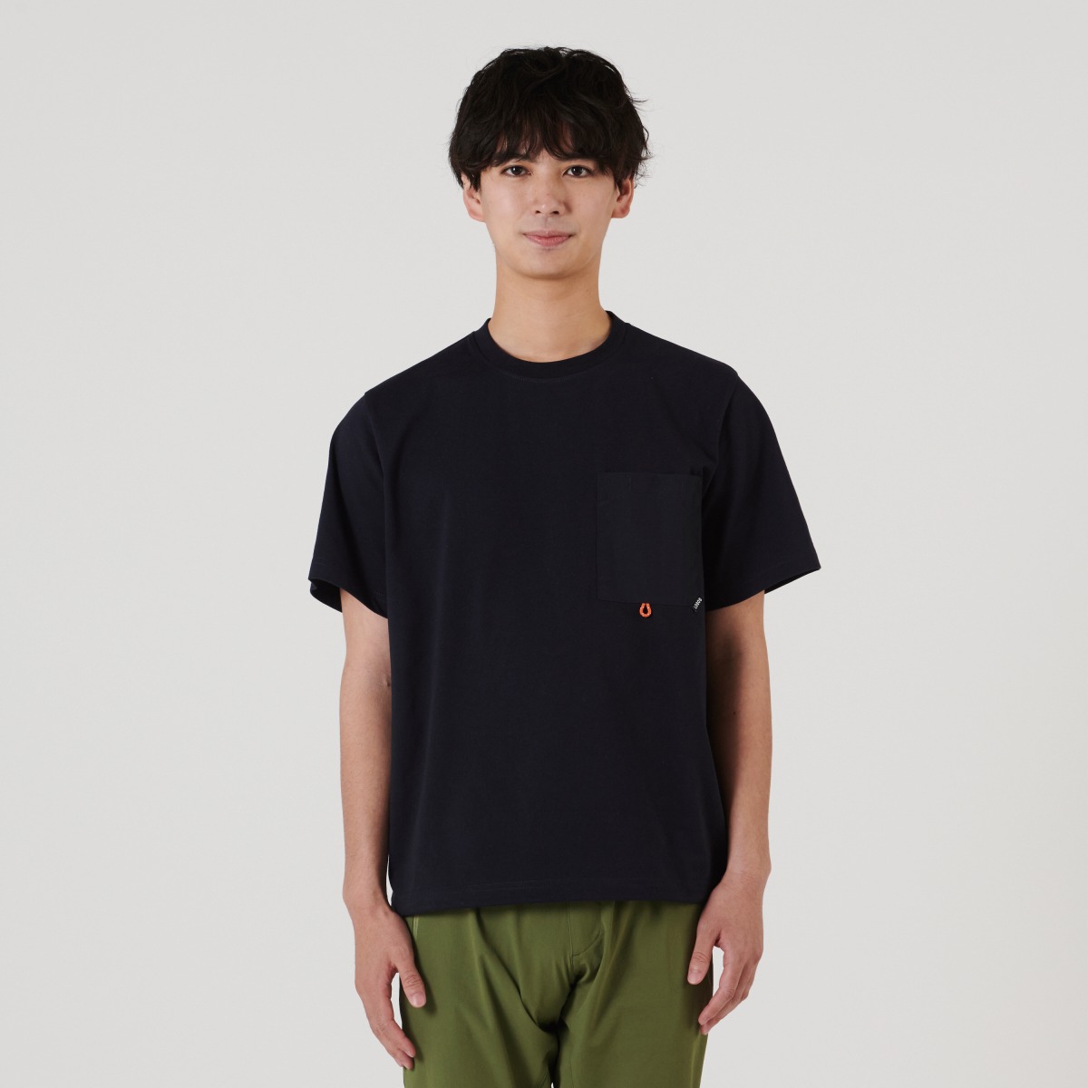 バックプリントＴシャツ|アパレル|トップス|カットソー（半袖）|製品